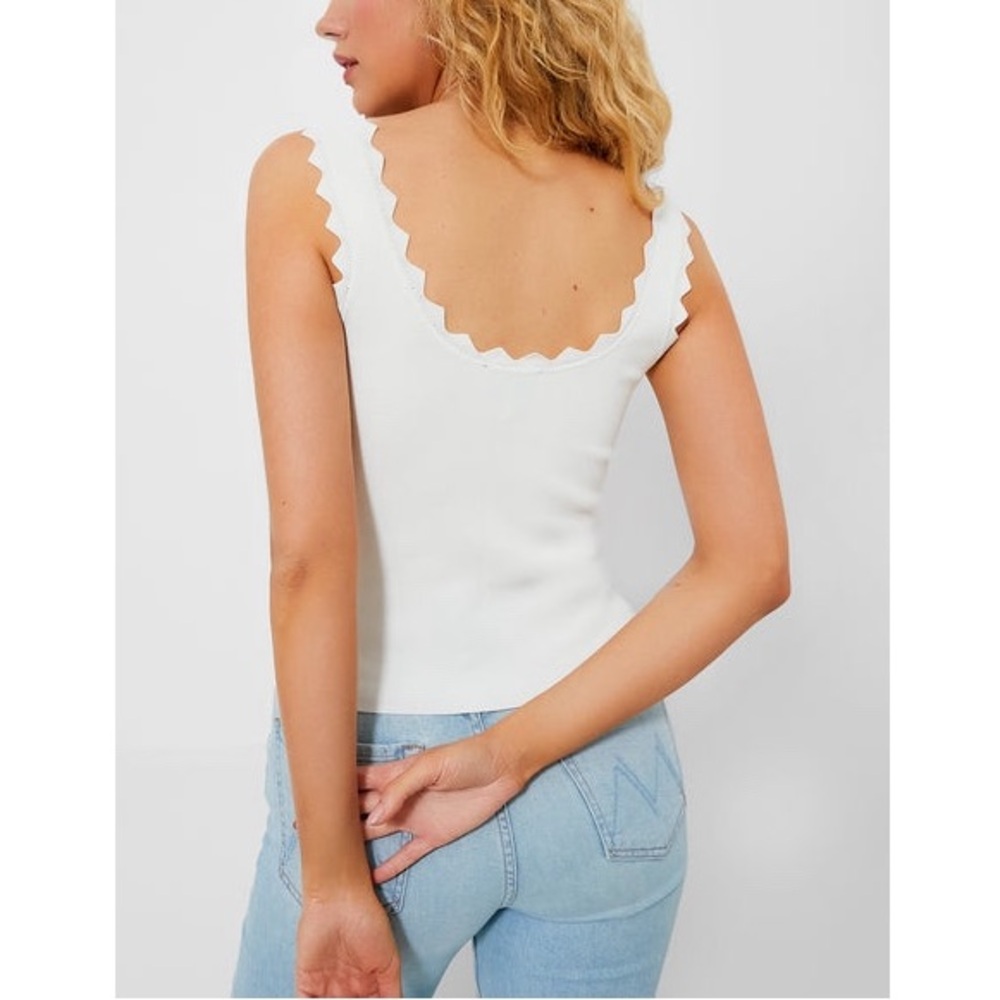 TUCKERNUCK
White Ric Rac Compression Tank - Picture 4 of 12